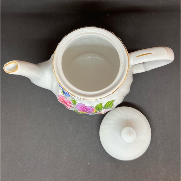 Golden Crown E & R Tea Pot - Picture 7 of 7